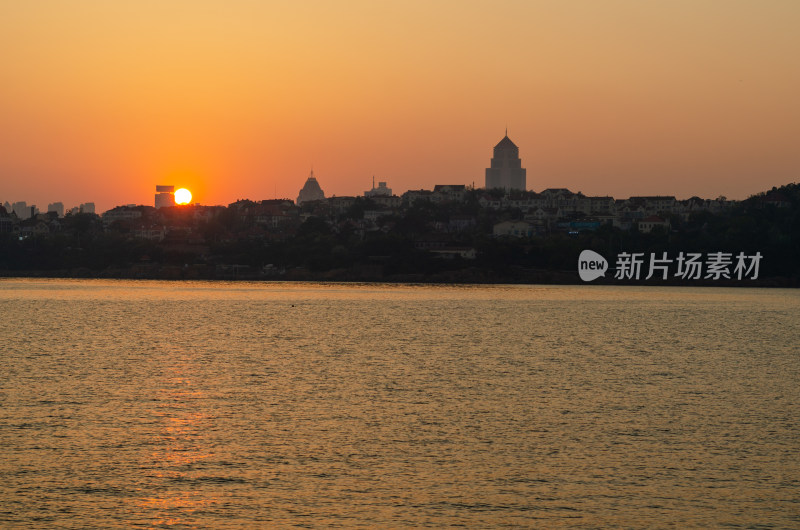 青岛汇泉湾落日风光