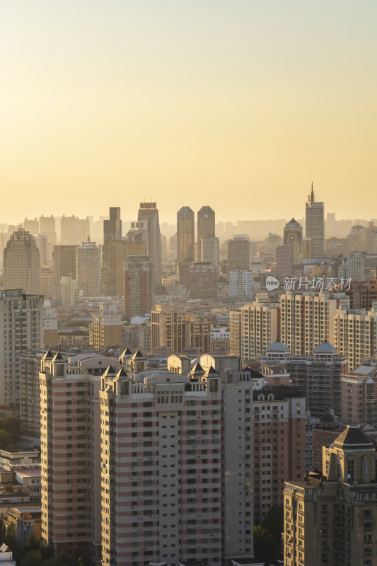 哈尔滨夜景地标性建筑龙塔