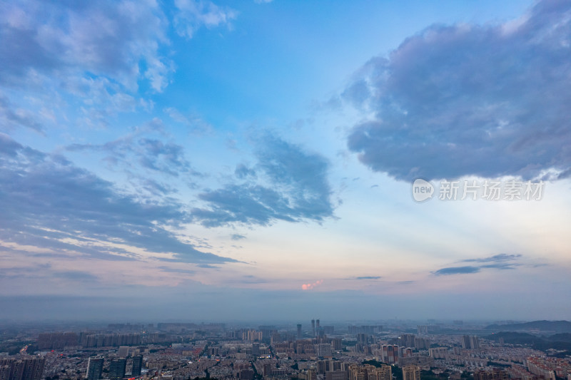 广东中山城市夕阳晚霞航拍摄影图