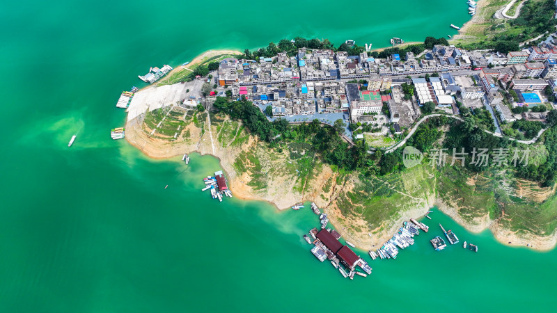 夏日贵州万峰湖