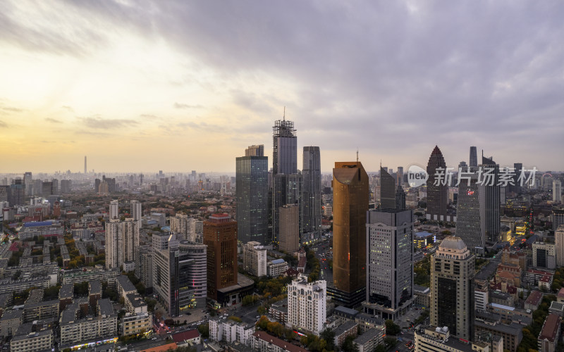 天津海河风景线小白楼商圈城市建筑日落风光