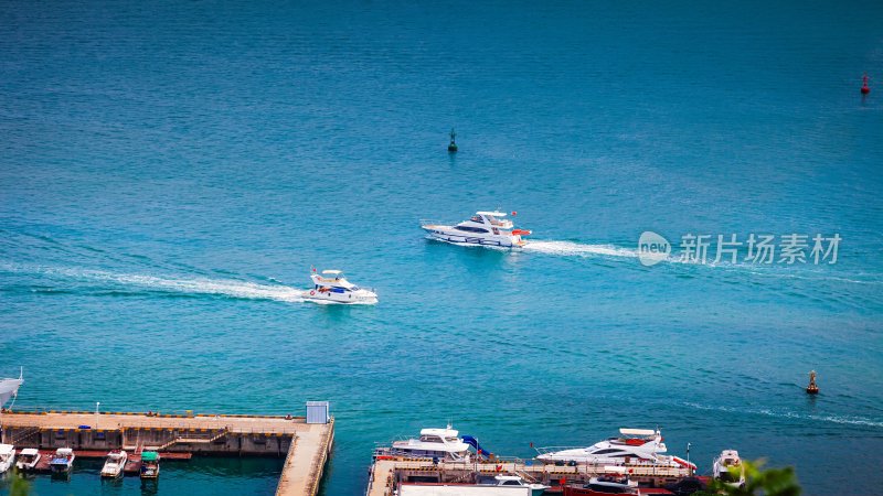 海南三亚鹿回头风景区俯瞰三亚湾、凤凰岛