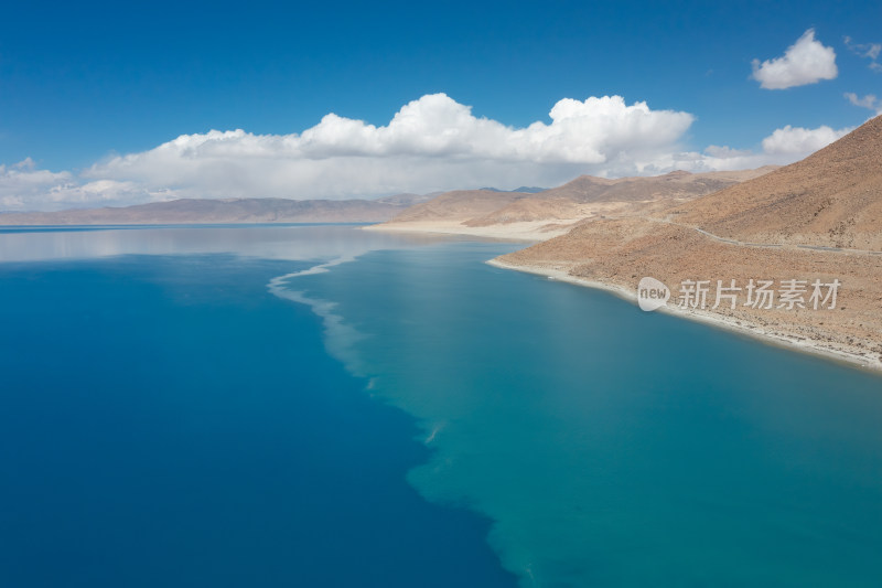 雪山高原圣湖佩枯错