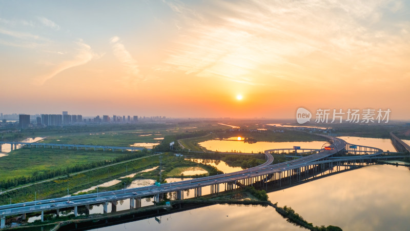 夕阳下的武汉府河