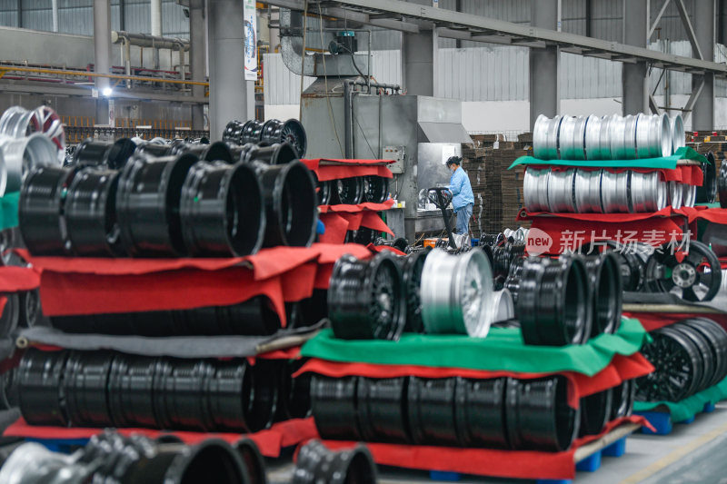 铝企业生产加工 汽车轮毂生产车间