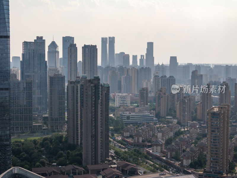 江西南昌新图书馆建筑蓝调夜景高空航拍