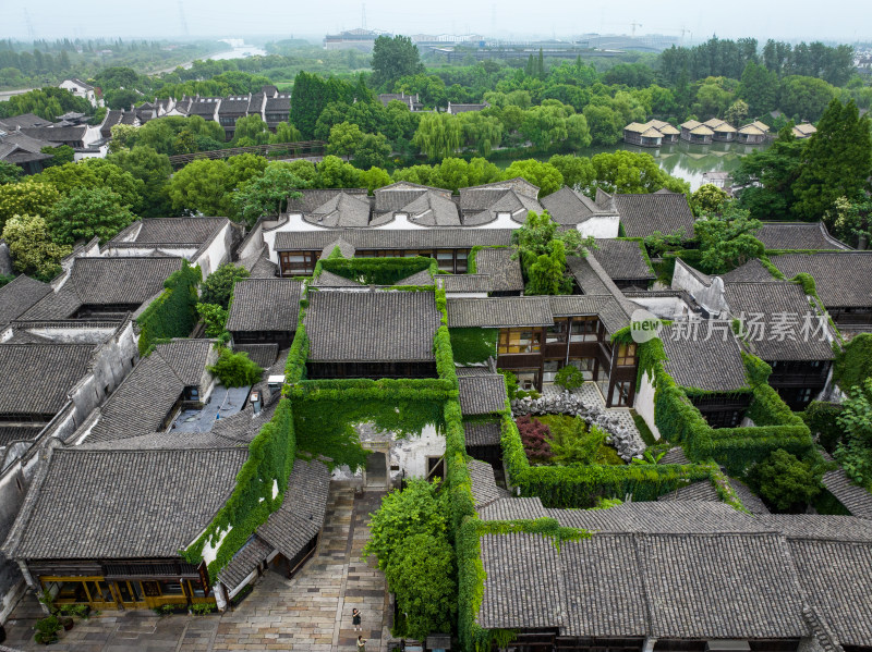 航拍江南水乡古镇乌镇全景