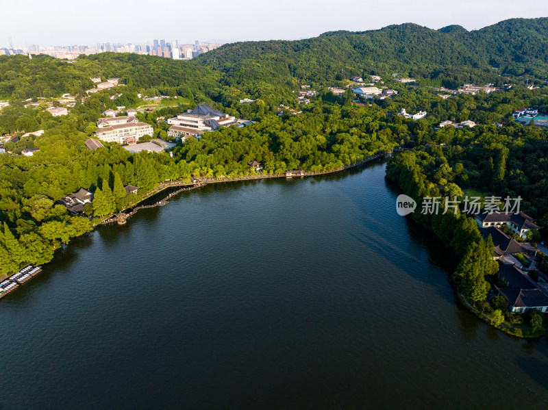 航拍视角下的中国杭州西湖