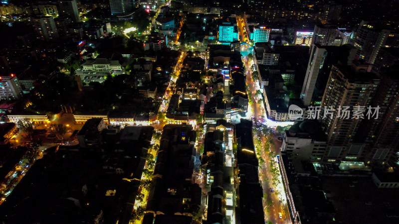 云南昆明城市夜景灯光航拍图