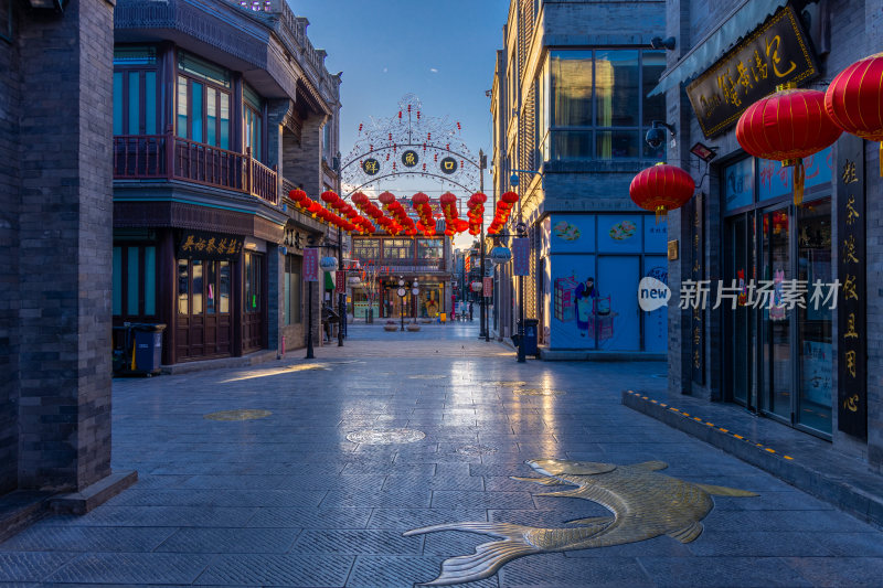 北京前门大街鲜鱼口老字号美食街