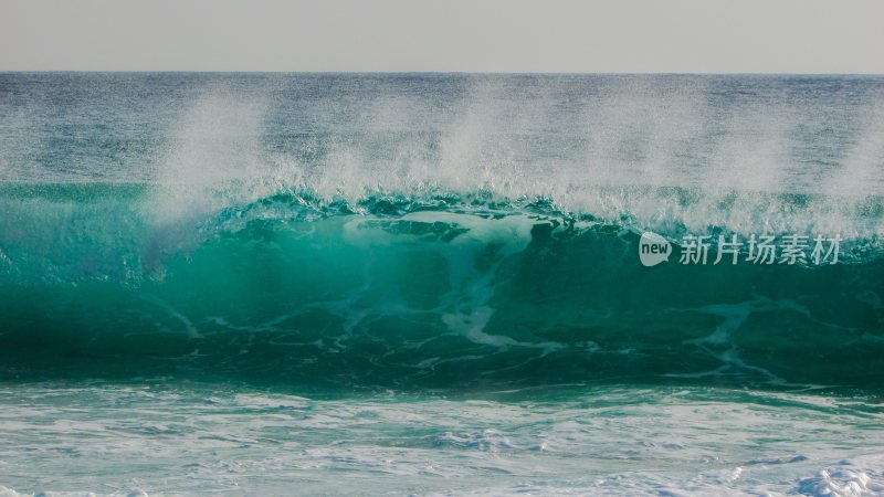 大海浪花巨浪浪潮汹涌海浪波涛汹涌