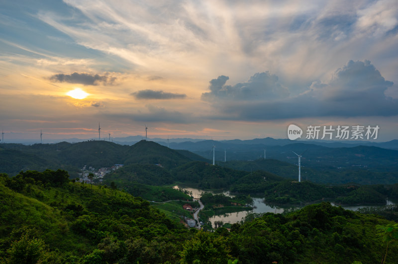 风车山日出日落风光