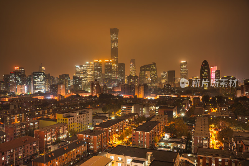 北京城市夜景俯瞰高楼与居民区