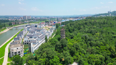 航拍湖北襄阳南漳县水镜庄景区文笔峰塔