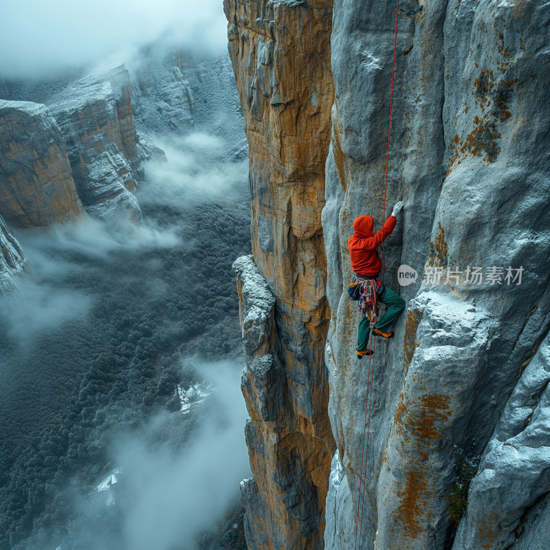 攀岩者挑战悬崖峭壁