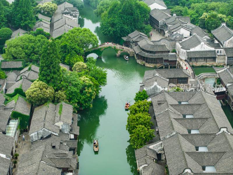 航拍江南水乡古镇乌镇全景