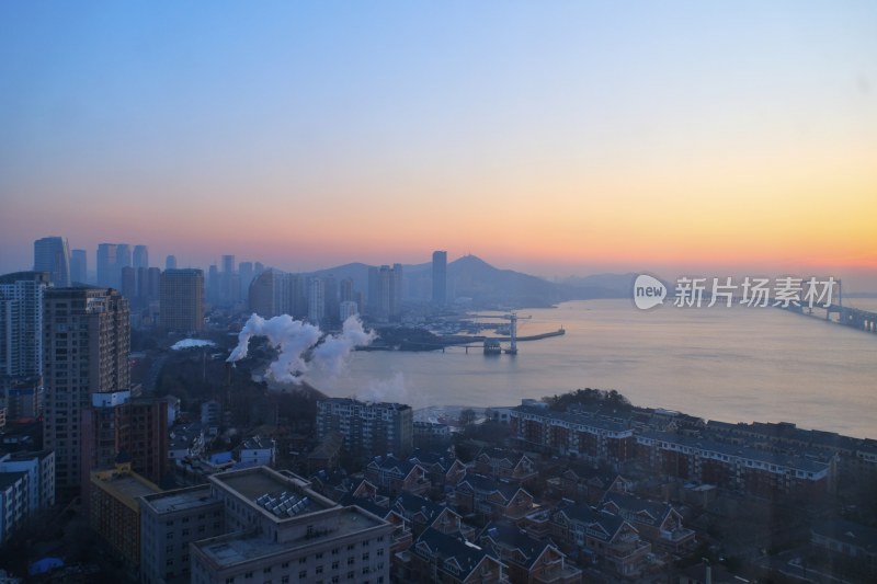 大连黑石礁跨海大桥日出