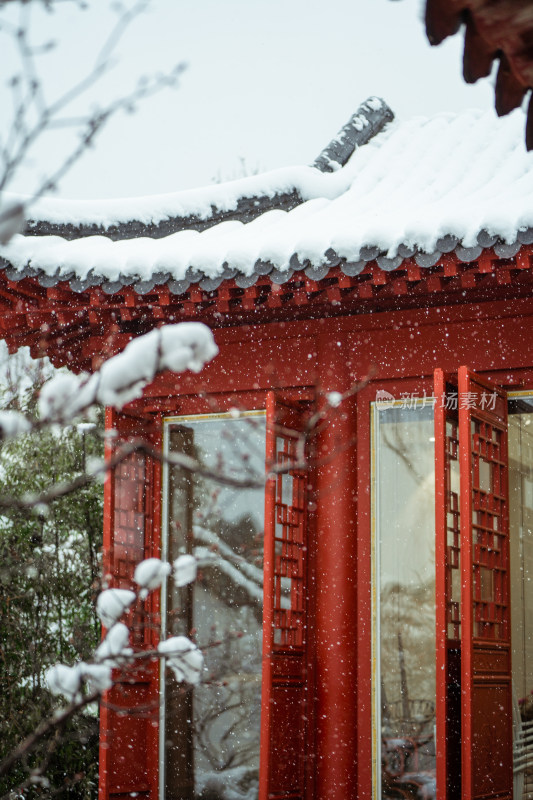 晚来天欲雪