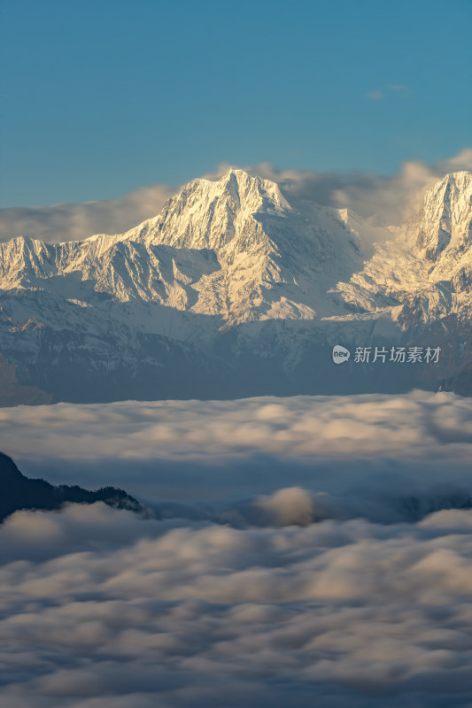 四川雅安牛背山云海云瀑贡嘎雪山自然景观