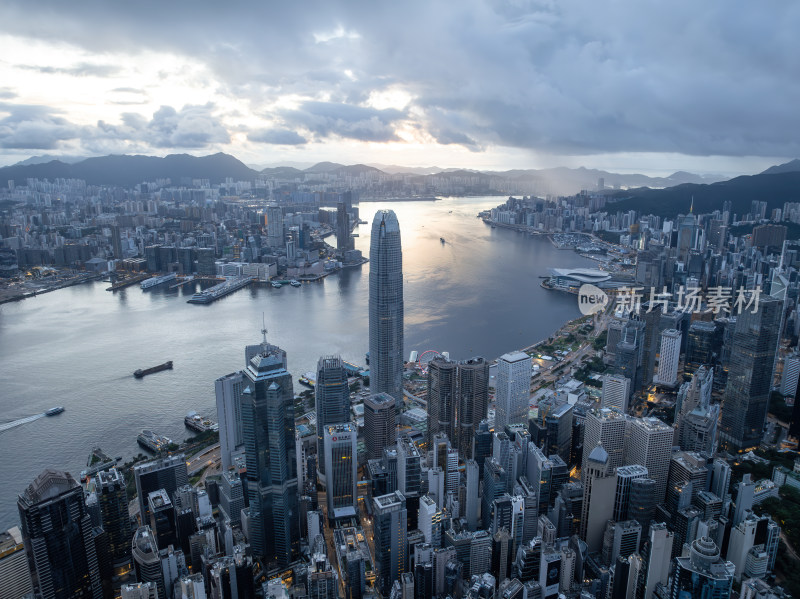 香港维多利亚港CBD中环夜景日出高空航拍