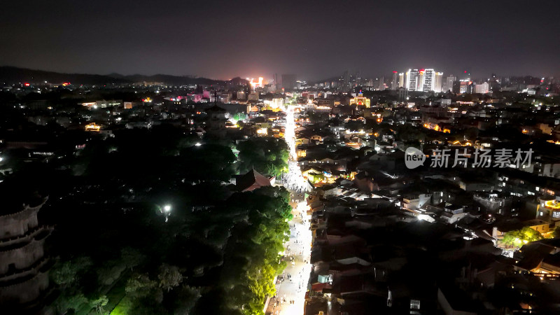 泉州古城古西街钟楼开元寺夜景航拍图