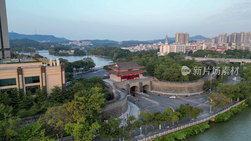 航拍广东惠州朝京门地标建筑