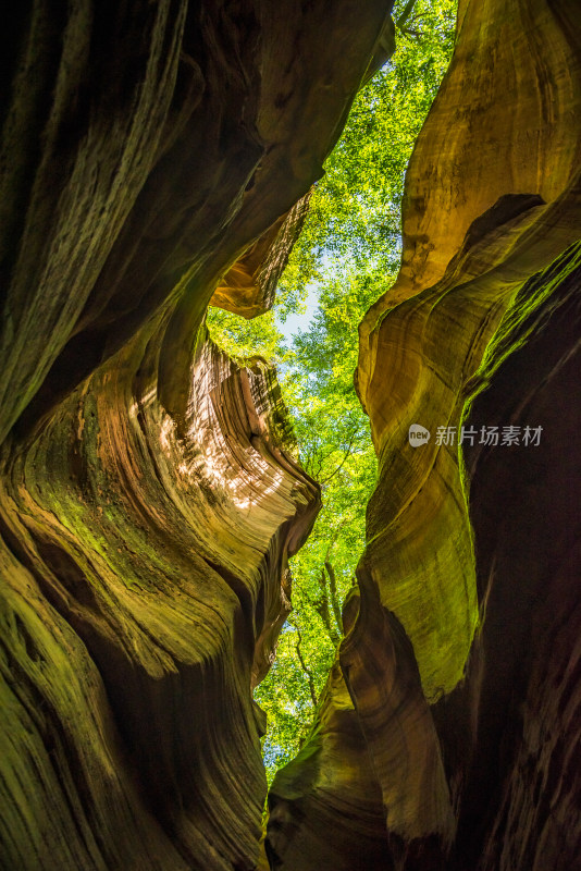 延安甘泉大峡谷