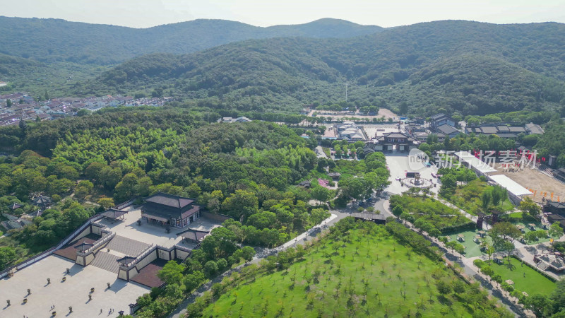 航拍江苏无锡三国水浒景区5A景区