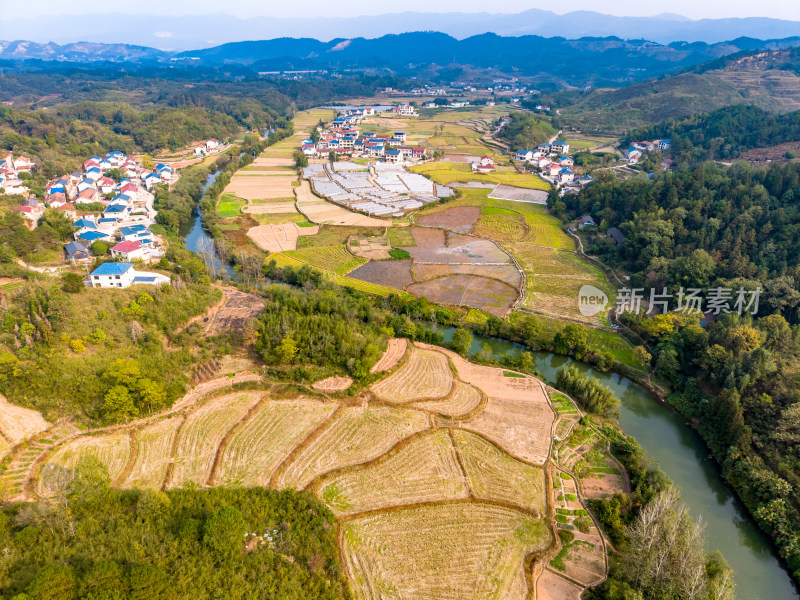 山区农业种植农田航拍图