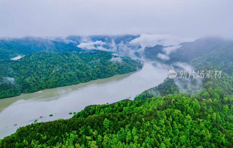 春日的新安江山水画廊风光