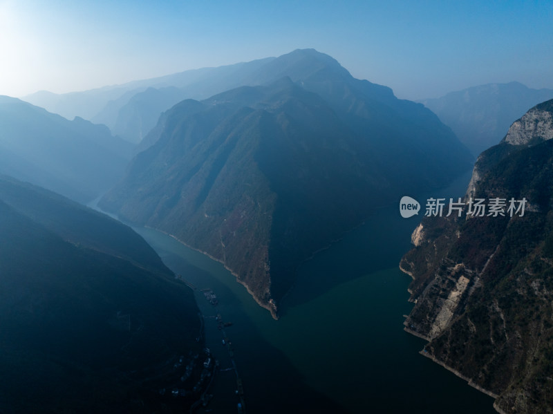 长江三峡巫峡风光