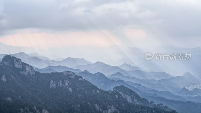 河南洛阳栾川老君山大山山脉特写