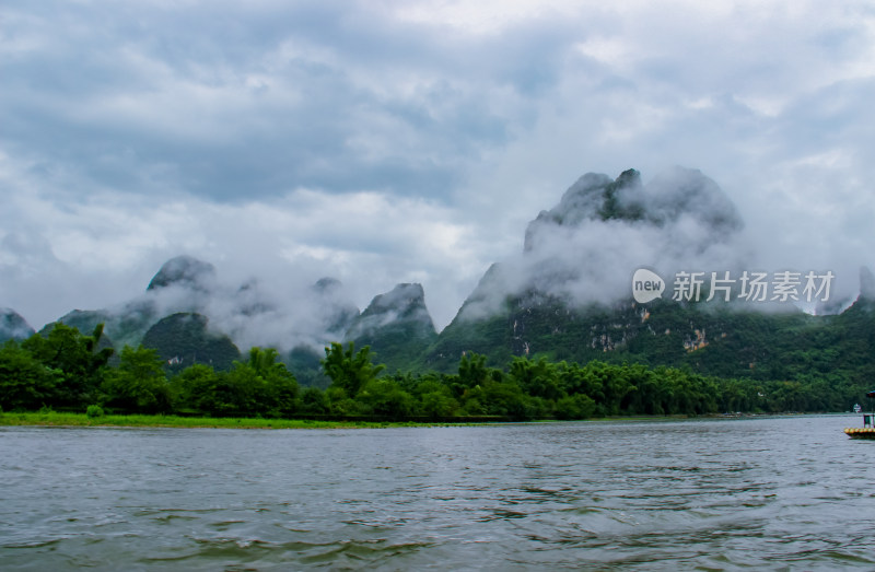 桂林阳朔漓江山水风光