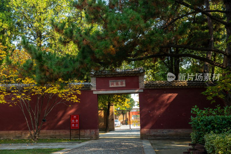 山西芮城永乐宫道教吕洞宾古建墙绘文化遗产