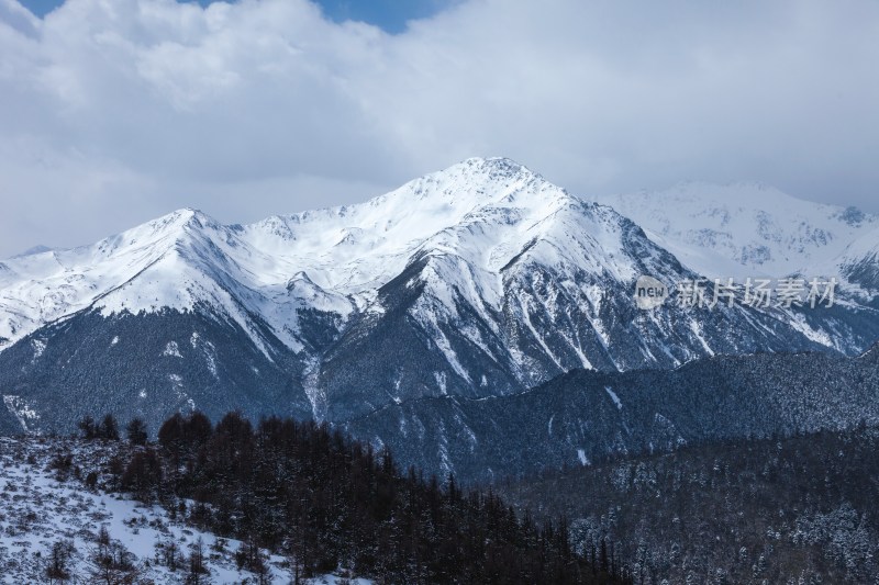 梅里雪山