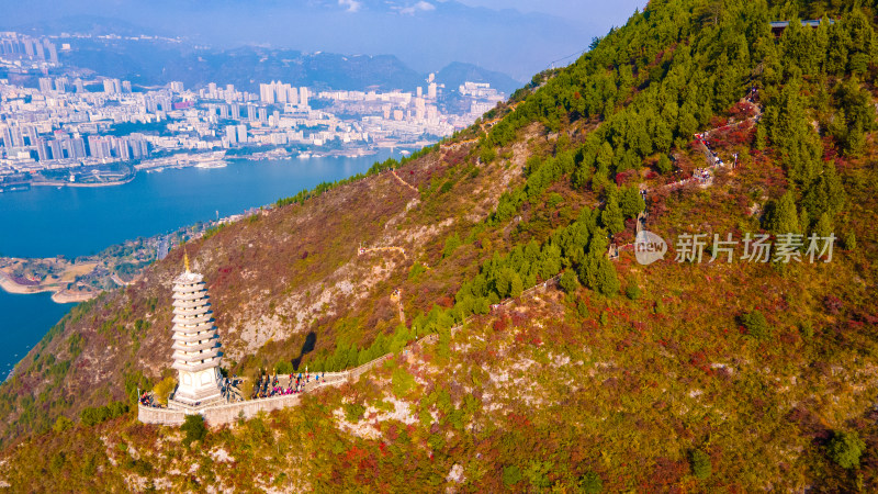 长江三峡巫峡红叶