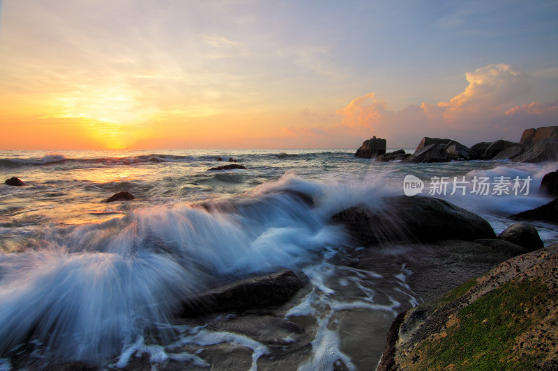 大海浪花巨浪浪潮汹涌海浪波涛汹涌