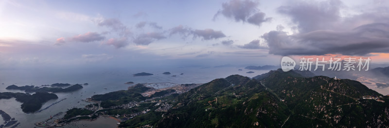 海岛滩涂海上日出自然风光航拍