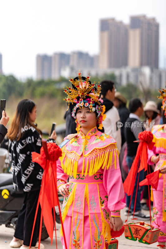 广东潮汕中国非遗英歌舞古镇戏曲盛装巡游