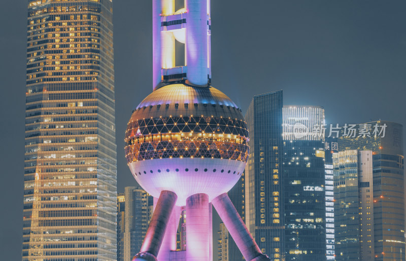 上海浦东新区高层建筑夜景