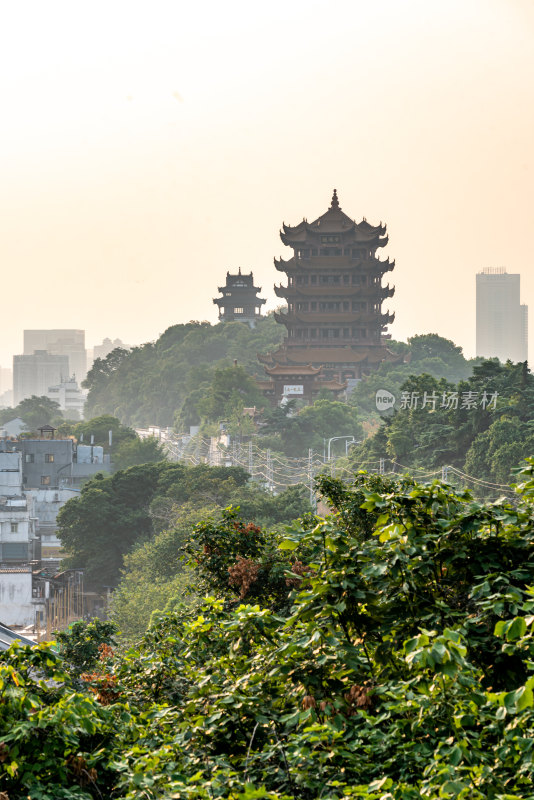 湖北武汉武昌京广铁路黄鹤楼白云阁