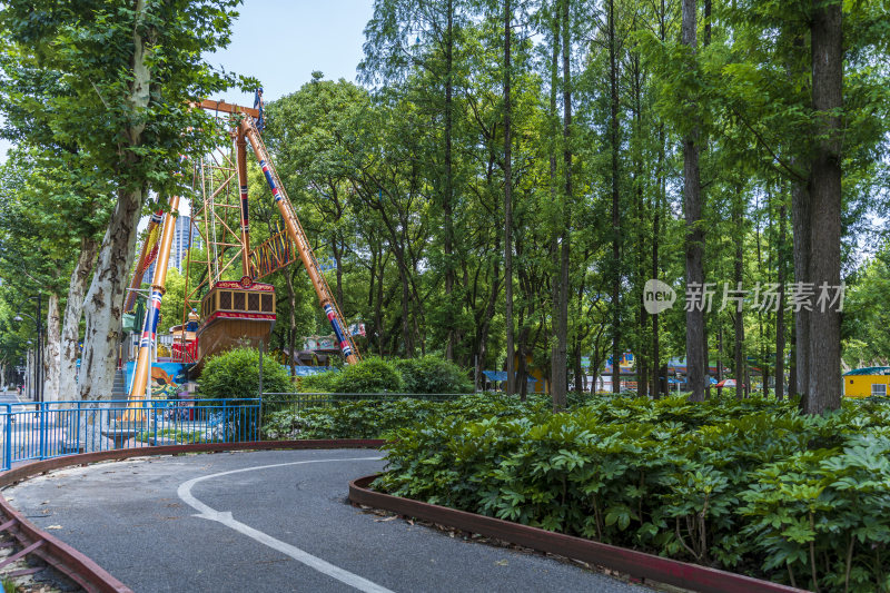 武汉江汉区中山公园游乐场风景