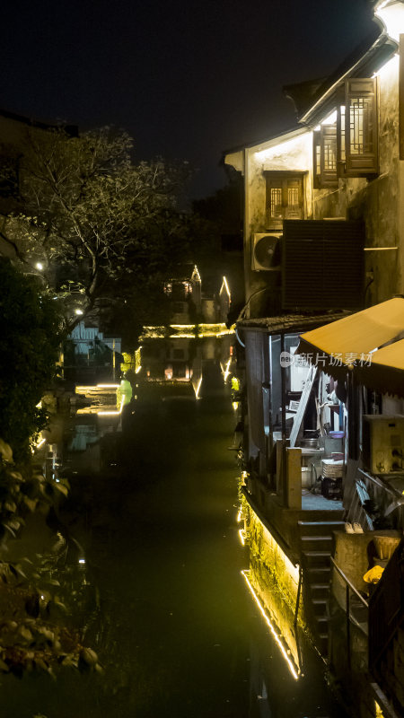 绍兴仓桥直街江南水乡夜景