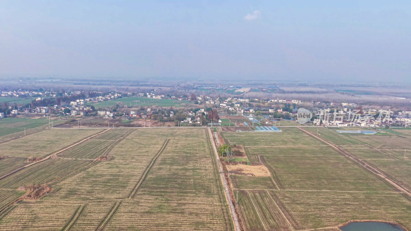 乡村田野航拍全景