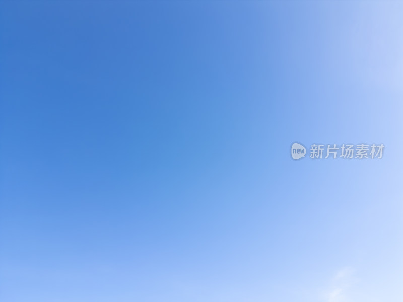 无人机高空航拍的天空