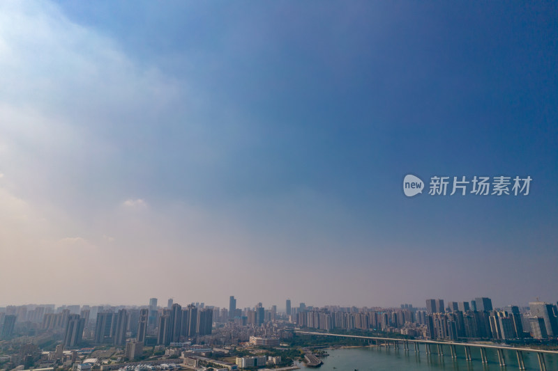 广东湛江湛江湾大桥交通建筑航拍摄影图