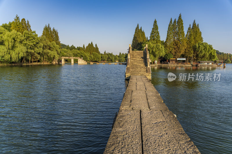 绍兴柯岩风景区鉴湖古纤道景点