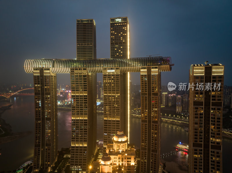 重庆朝天门来福士办公楼商场日落夜景航拍