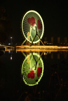 唐山惠丰湖唐山之光摩天轮夜景与湖光倒影