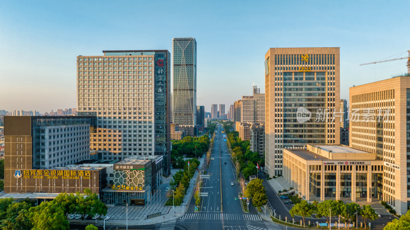 武汉东西湖区金银湖路高楼建筑